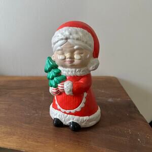 Vintage 1981 Sleepy Mrs. Claus Christmas Ceramic Figure Holiday Decor